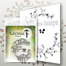 Lavinia Stamps - Berry Wreath with Mini Berries LAV568