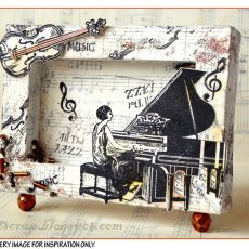 Crafty Individuals 'Musical Notes' Red Rubber Stamp CI-366