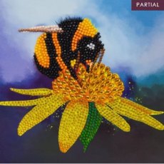 Craft Buddy “Bumblebee” 18x18cm Crystal Art Card Kit CCK-A81