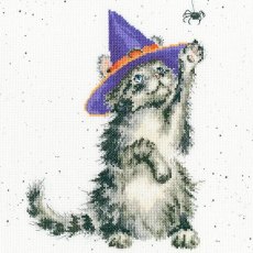 Bothy Threads The Witch's Cat Counted Cross Stitch Kit HANNAH DALE XHD105